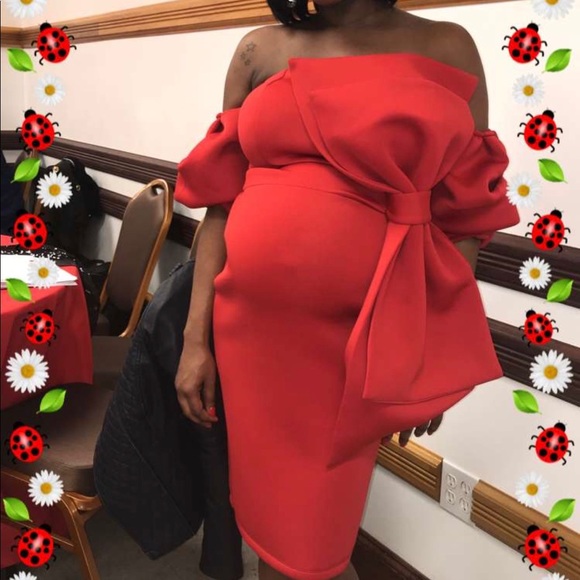 Dresses & Skirts - Red Big Bow Dress